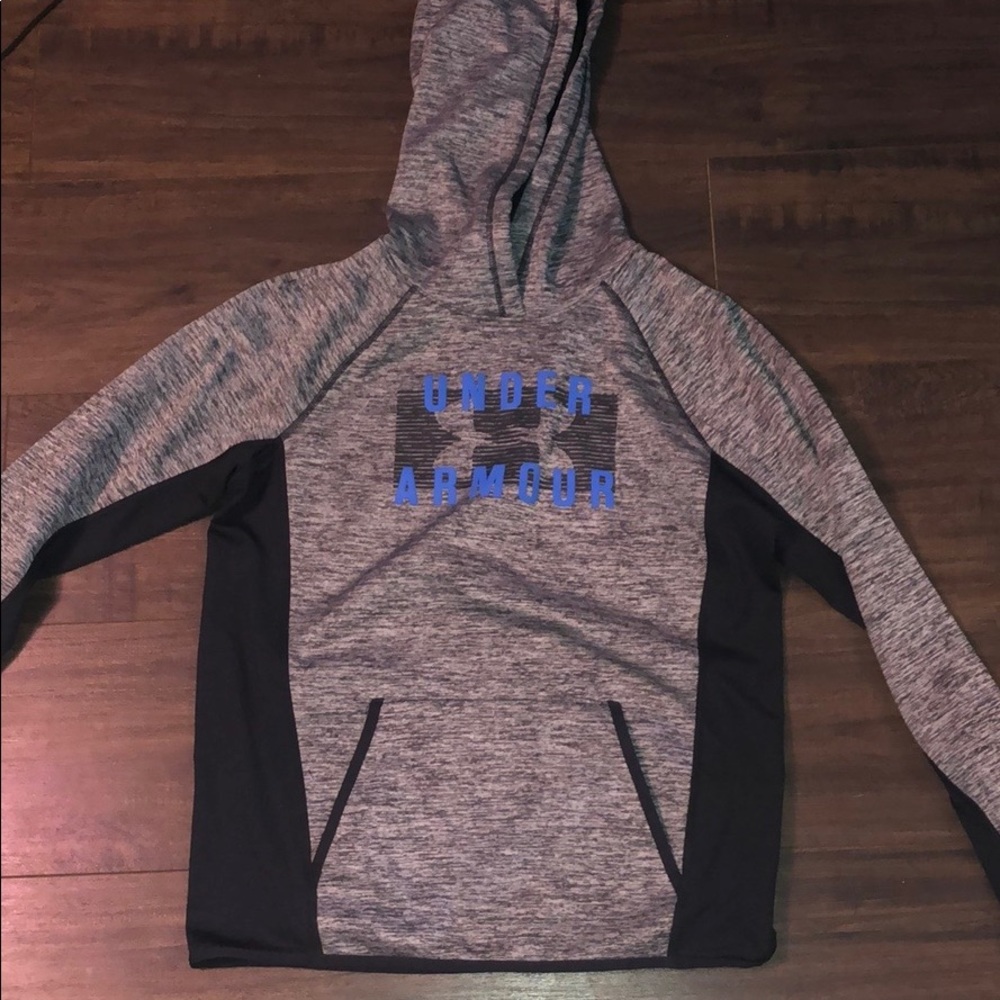 women’s under armour hoodie size s